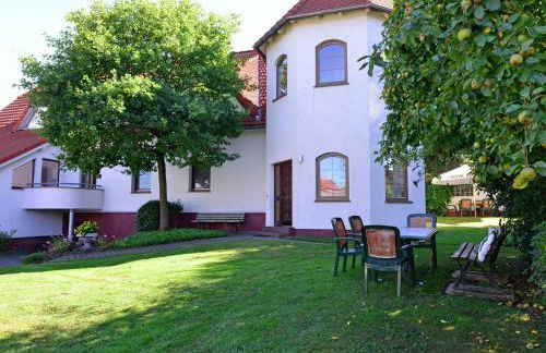 Quaint Apartment in Eimelrod near Lake and Water Sports - Photo 5