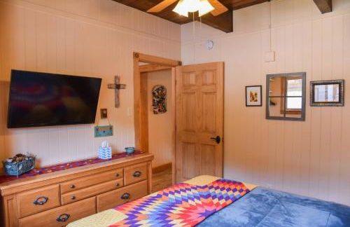 Tranquil Little Cabin On The River With High Speed Wifi - Foto 16