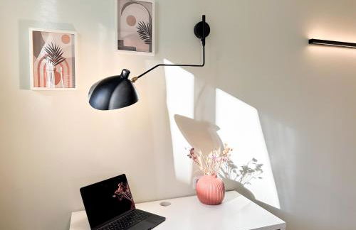 Arcimboldi's Nest - Close to Metro and Train - Foto 7