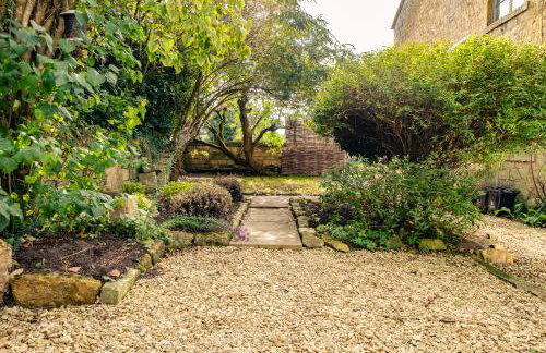 Beautiful 2 Bedroom Cottage in the Cotswolds - Photo 69
