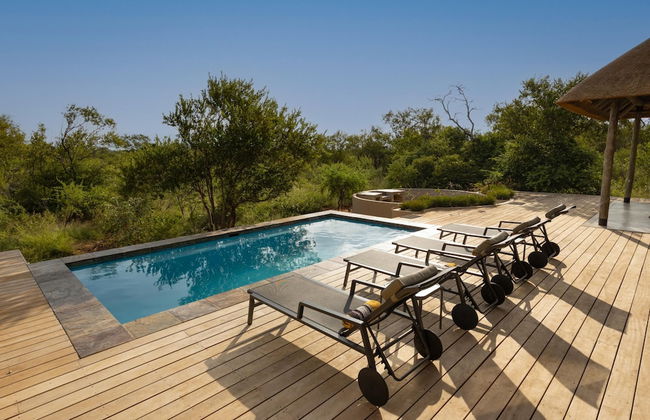 Villa Uthando Stylish Brand new Villa With Amazing Views - Photo 35