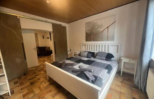 Gemütliche EG-FeWo im Haus zur Vulkaneifel in Brohl - Foto 1