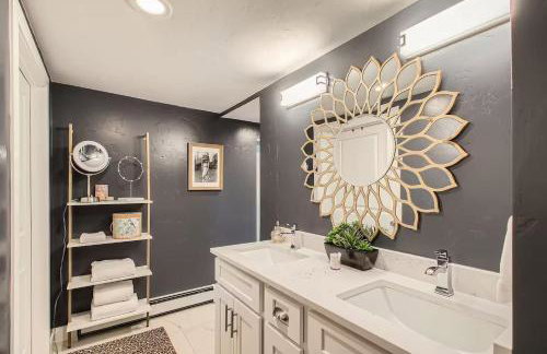 Spacious Suite Mtn Views Peaceful & Private - Foto 10