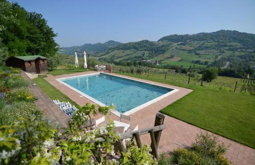 Lovely Holiday Home in Monte Colombo on Farm - Foto 12