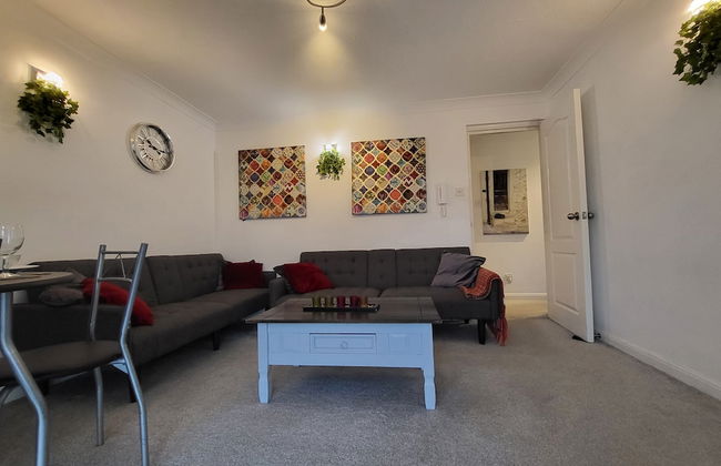 Captivating 2-bed Apartment in Southend-on-sea - Foto 12