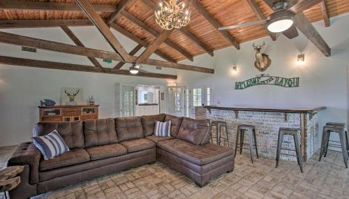 Theriot Camp Outdoor Dreaming Retreat with Dock! - Foto 5