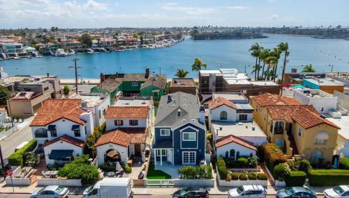 Family Beach House, 400ft to Beach, Parking, BBQ - Foto 4