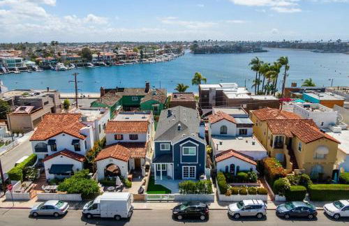 Family Beach House, 400ft to Beach, Parking, BBQ - Foto 4