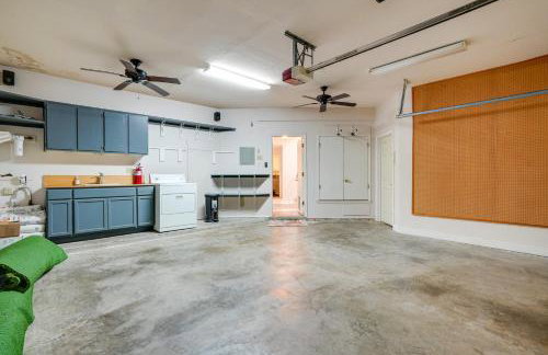 Spacious San Antonio Home with Patio and Grill! - Foto 26