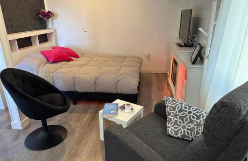 La Casita del Escorial -Nueva reforma Tranquilidad y jardín privado - Foto 40