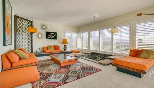 Stunning MCM Escape with Mtn Views in San Bernardino - Foto 4