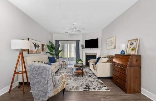 Brand New 2 Bedroom Condo - Photo 1