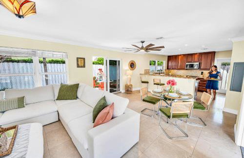 Walk to Beach Heated Pool Serenity at its Finest Orchid Key Residences - Foto 3