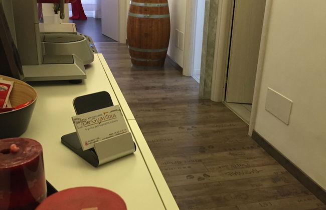 De Guestibus - Foto 29