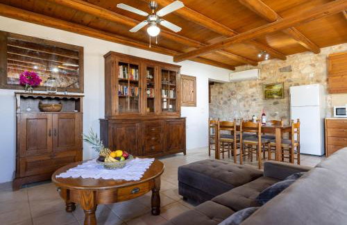 Vardiola Houses, close to Agios Sostis Beach, by ZanteWize - Foto 68