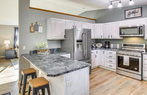 2 Mi to Main St, Sturgis! Spacious Group Getaway - Photo 8