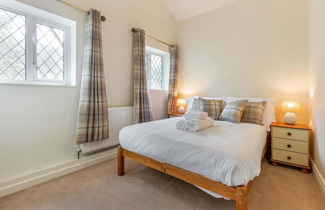 Host Stay The Old Thatch - Photo 12