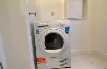 Entire Spacious 3-Bed Family Home, City Centre, Free Parking, Garden - Foto 25