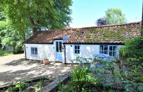 1 Bed in Holt oc-ncc04 - Photo 2