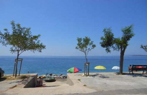 Apartments Ivan Sea View in Peaceful Lun - Photo 12