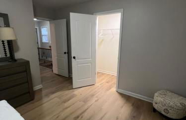 Spacious Gorgeous 3bd home with large deck Close to EVERYTHING - Foto 15