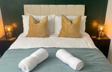 A Modern Classic 2 bed apartment by Graves Park - Foto 32