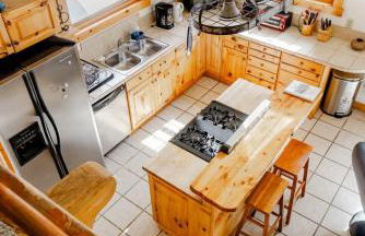 Cabin-Style Ski Home in Minturn with Private Deck - Foto 34