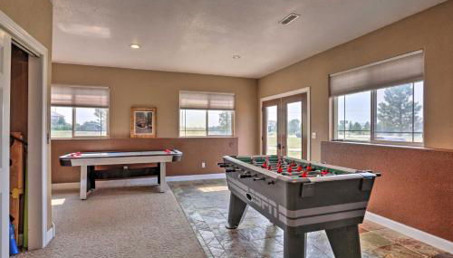 Cozy Black Hawk Retreat with Games and Patio - Foto 4, Game Room