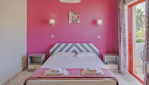 Saint-Trope Studios - Photo 3