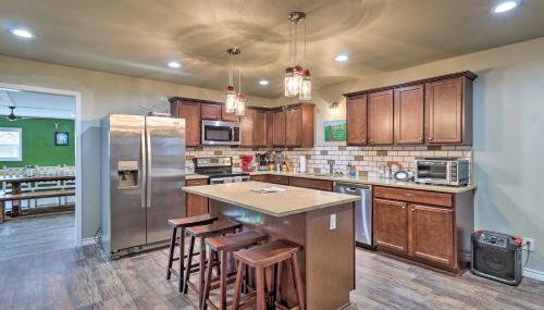 Welcoming Tow Home about 1 Mi to Lake Buchanan! - Foto 2