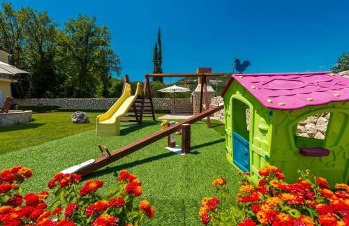 Vila Vergatum-privacy,gym,billiards,table tennis - Foto 20