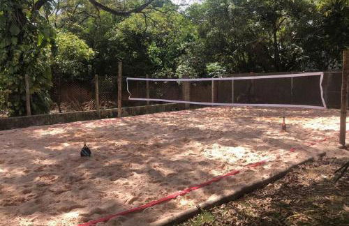 Chácara Linda e Aconchegante com 300mega Internet, Quadra Beach Tennis e Mesa de Sinuca - Foto 25