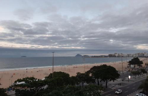 3 quartos Vista mar Leme, quadra da praia - Photo 18