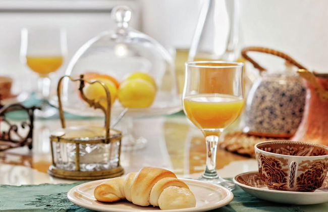 Delightfully Decorated Apartment with Sea View near Beach - Foto 21