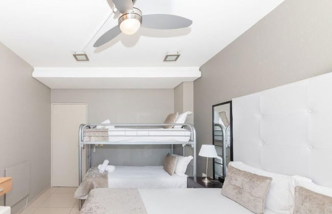 Infinity Self-Catering Apartments - Photo 16