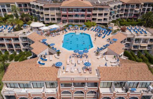 Résidence Pierre & Vacances l'Ange Gardien - Foto 1