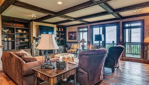 Eagles View - Gorgeous Mountain Views Luxury Interiors Telescope Library - Foto 4, Other