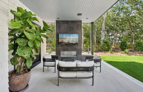 East Hamptons Modern 8 Bedroom New Construction - Foto 22