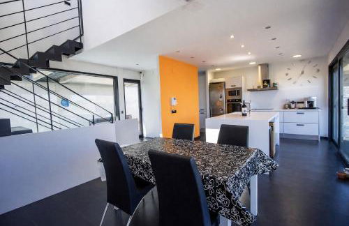 Catalunya Casas Modern Hilltop Haven with private pool 7km to beach - Foto 12