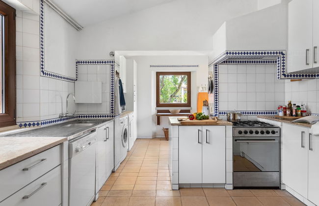 JOIVY 3-BR Cottage w/Terrace & Garden in Colares - Foto 14