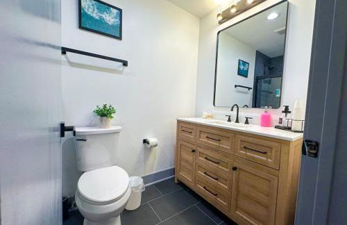 Luxury 6BR Suite with Pool Table Sleeps 12 Perfect for Group Stay Near McCormick Place, Grant Park and Soldier Field - Foto 16