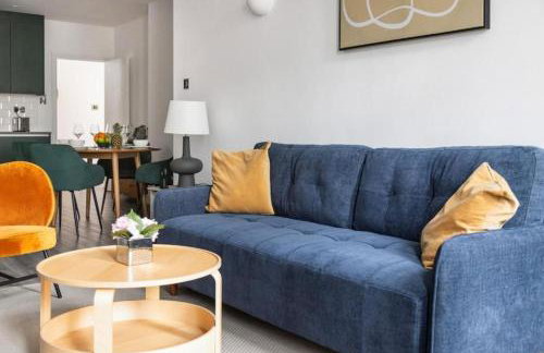 Luxury 2 Bedroom Apartment near London Bridge Sleeps 6 - Photo 6