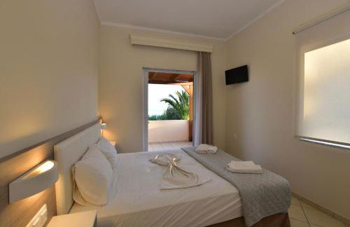 Flisvos Rooms - Photo 62