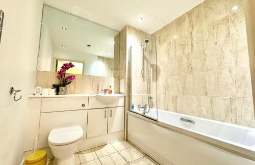 VIPAbodes at Woking Central - Photo 5