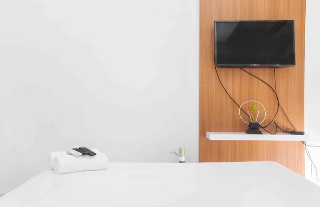 Warm and Cozy Studio Patraland Urbano Apartment - Foto 13