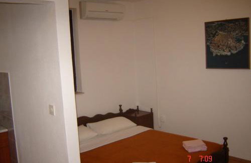 Apartments "Villa Mungos" Sobra - Foto 2