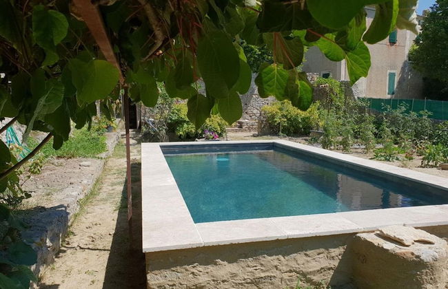 Charming Provencal Holiday Home With Garden - Foto 11