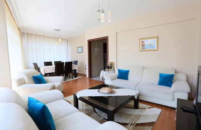 Flat With Two Living Rooms and Balcony in Uskudar - Foto 5