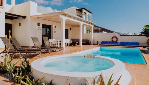 Villa Sunset Faro Deluxe & Spa Pool - Foto 2, sunbed