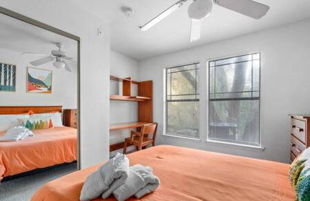 2 MI to USF + Long Term Stays allowed + Gym + Pool - Foto 32